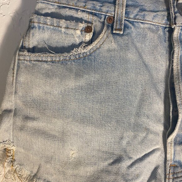 Vintage Levi’s 510 Light Wash Distressed Denim Shorts - Size 27 | Denim by Orlee - Picture 3 of 8